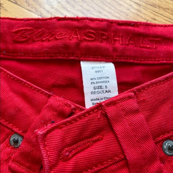 Red Jeans - Picture 3 of 3